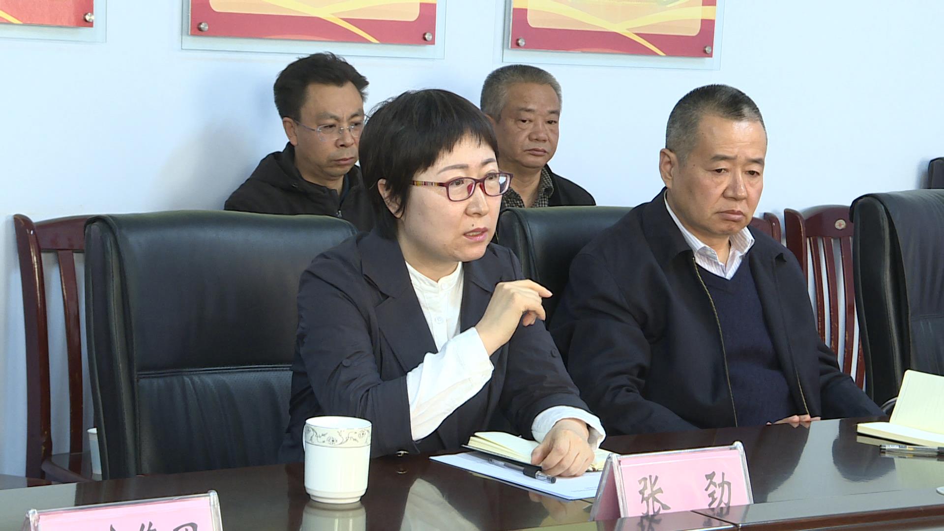 4月15日下午,省卫健委督导组张晓东一行深入我县指导新冠疫苗接种工作