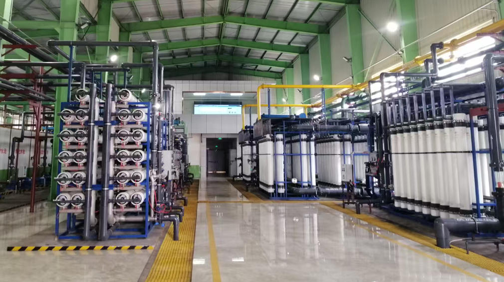 安泰集团涨停分析：煤化工概念炒作与估值偏离风险